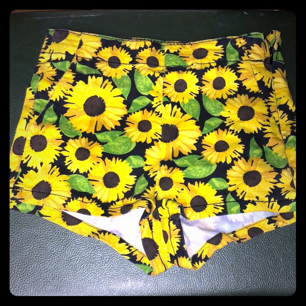 H&M Divided Sunflower Short Shorts